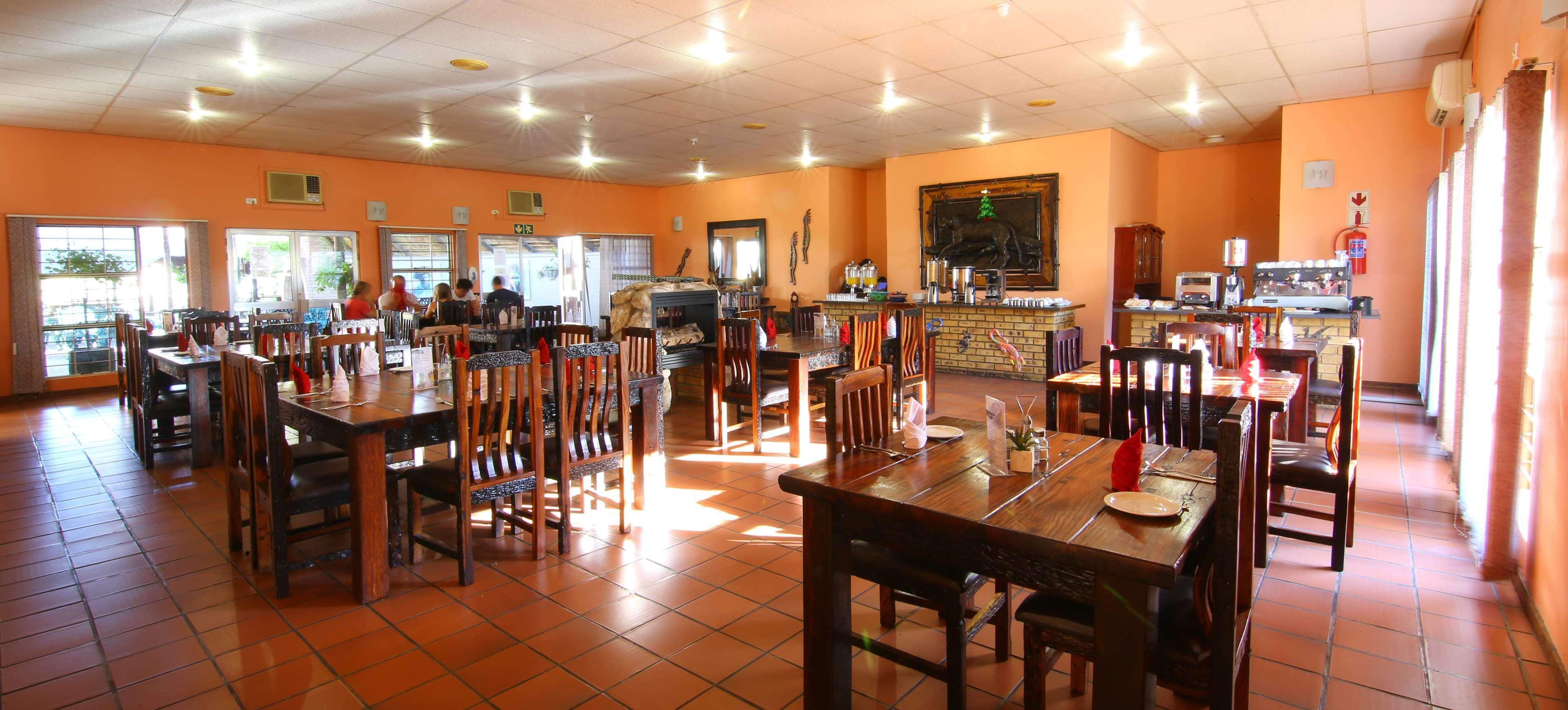 Kalahari Arms Hotel Khemsbok ภายนอก รูปภาพ