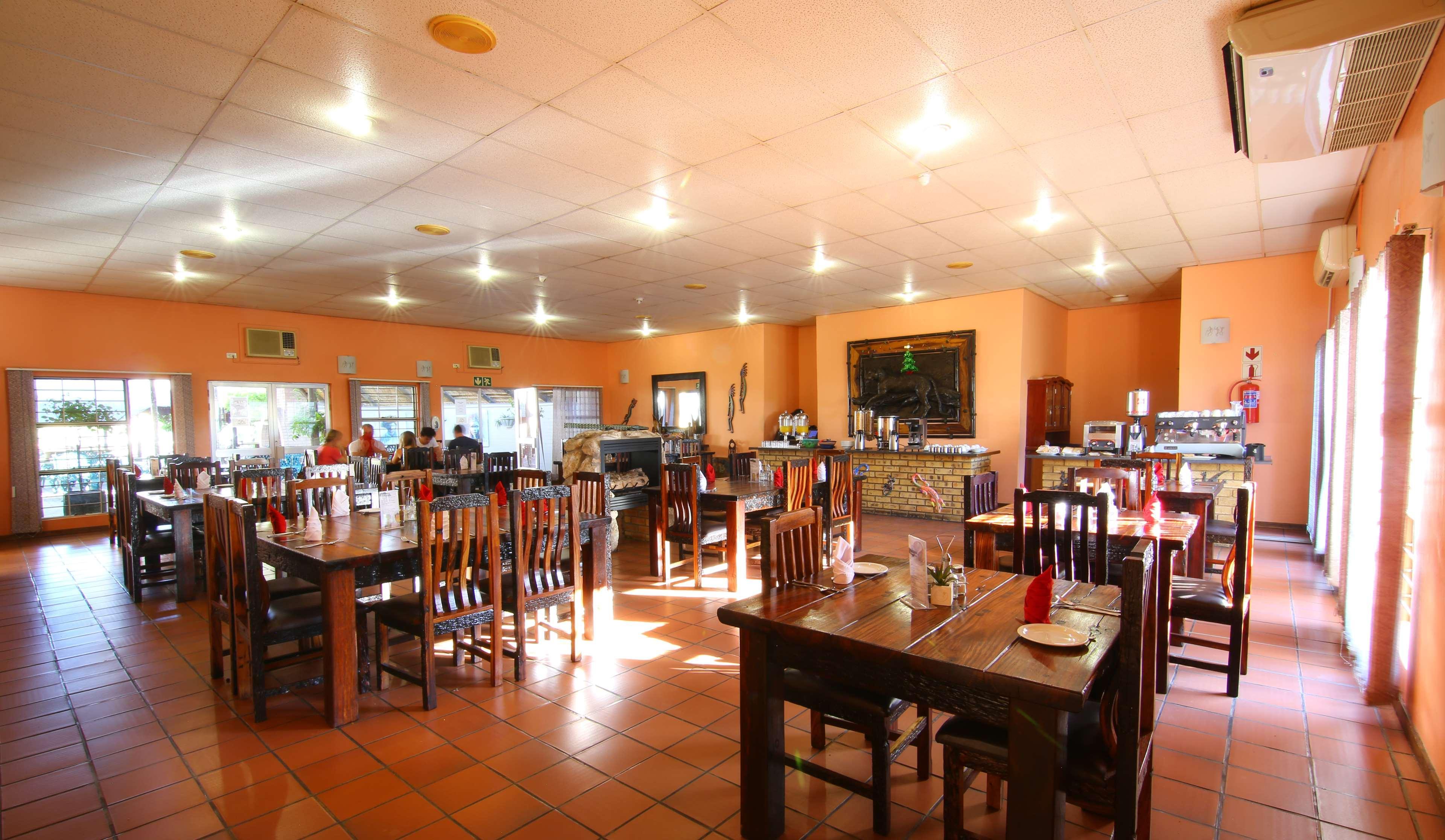Kalahari Arms Hotel Khemsbok ภายนอก รูปภาพ