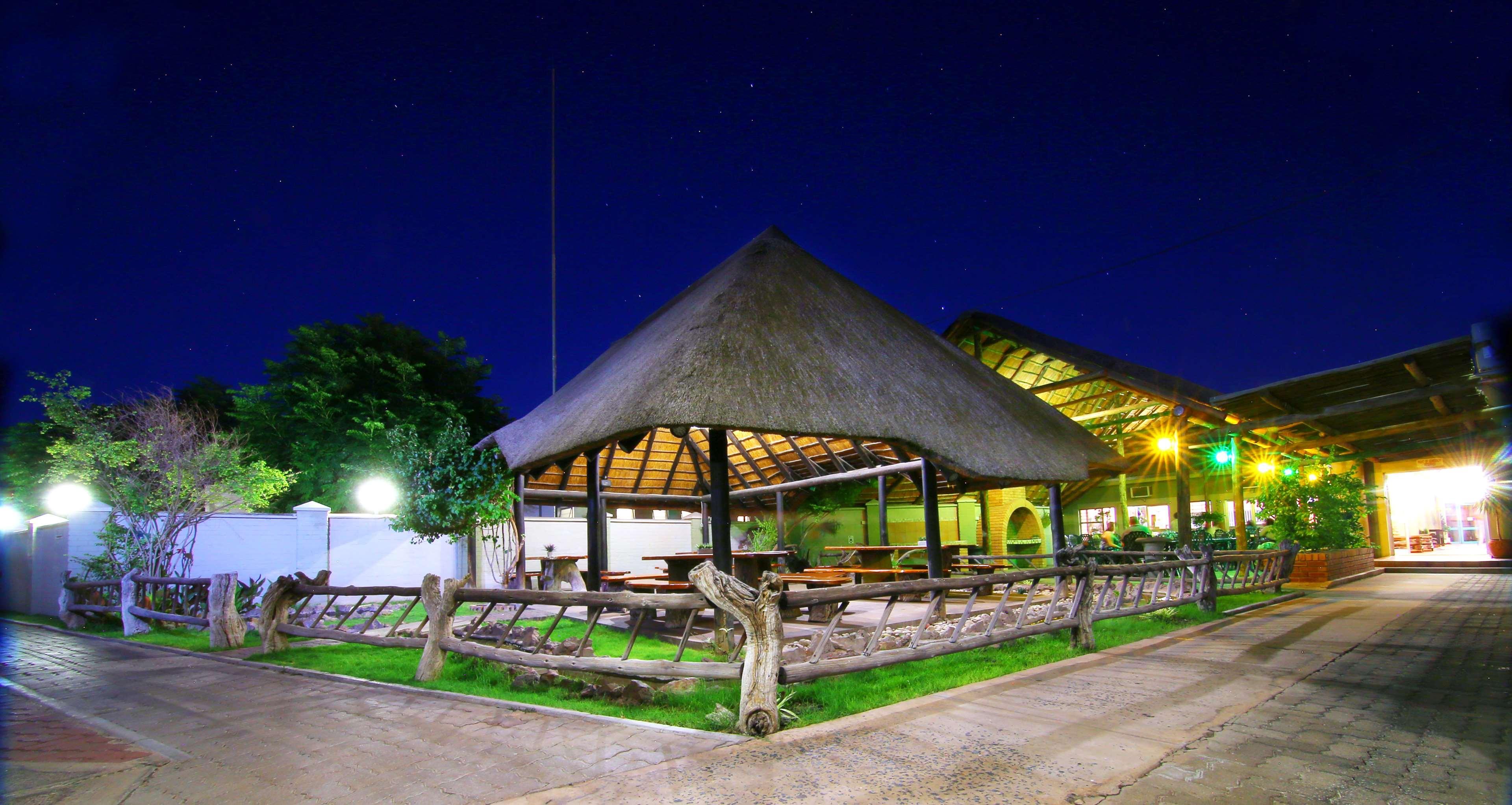 Kalahari Arms Hotel Khemsbok ภายนอก รูปภาพ