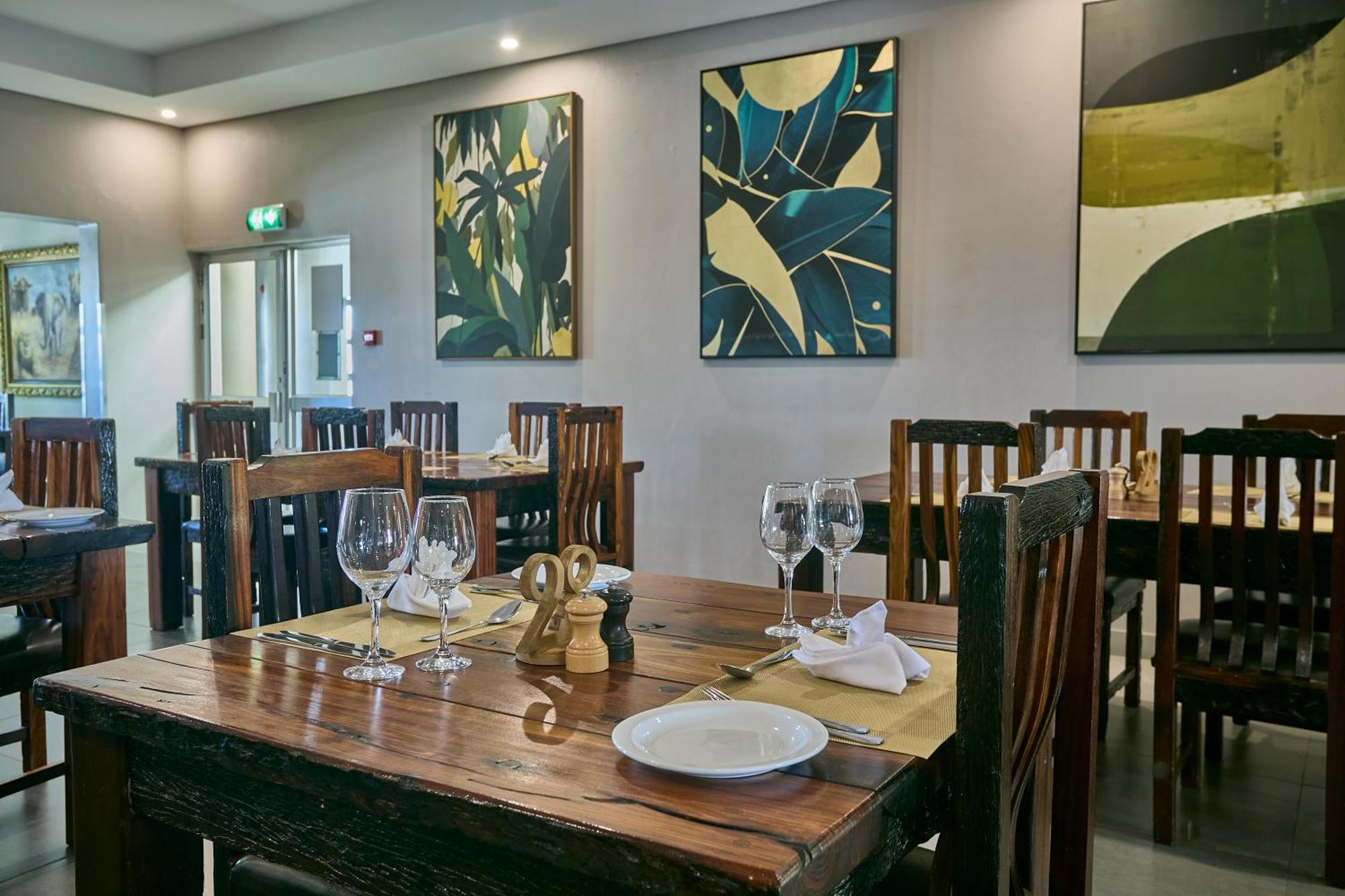 Kalahari Arms Hotel Khemsbok ภายนอก รูปภาพ