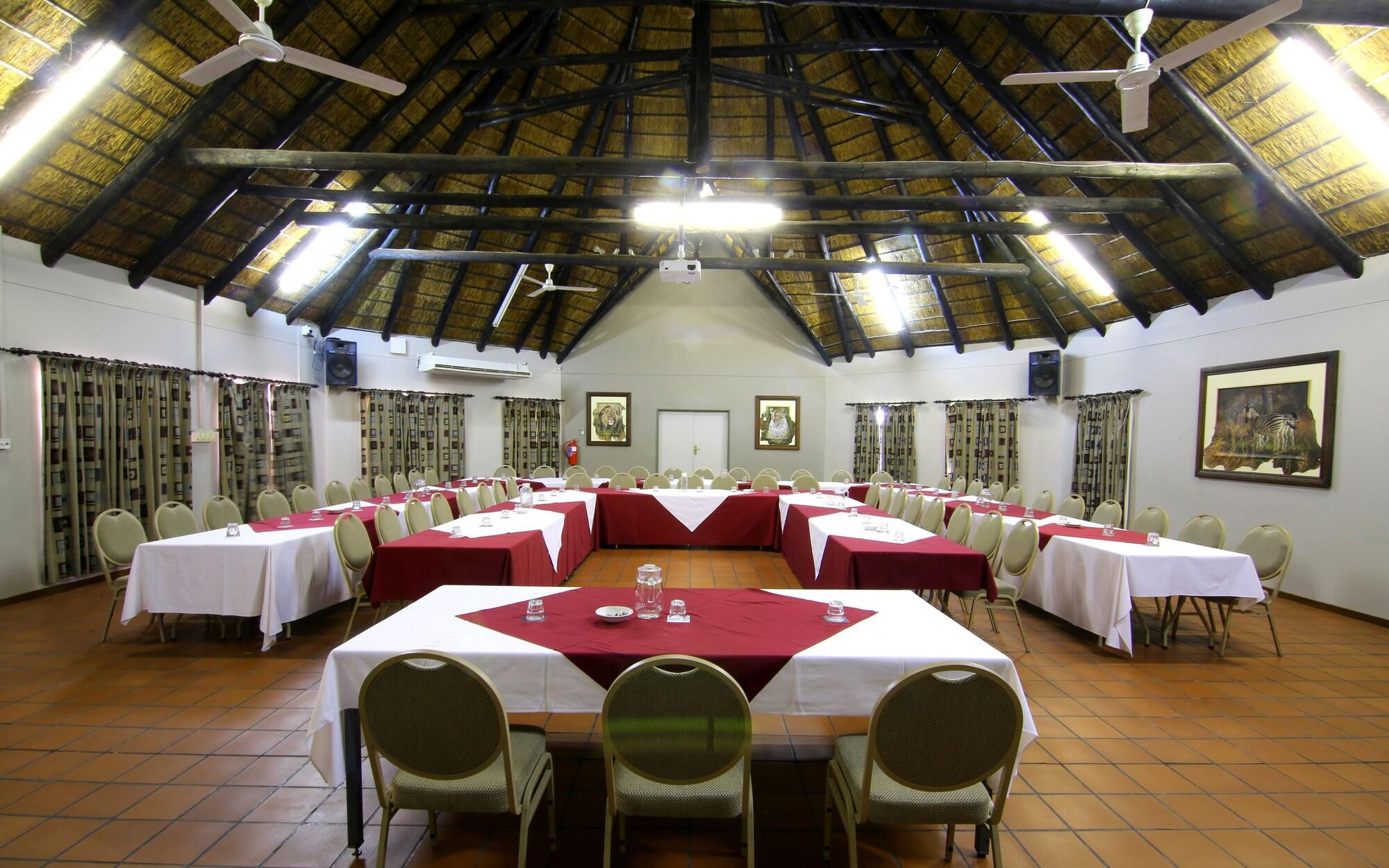 Kalahari Arms Hotel Khemsbok ภายนอก รูปภาพ