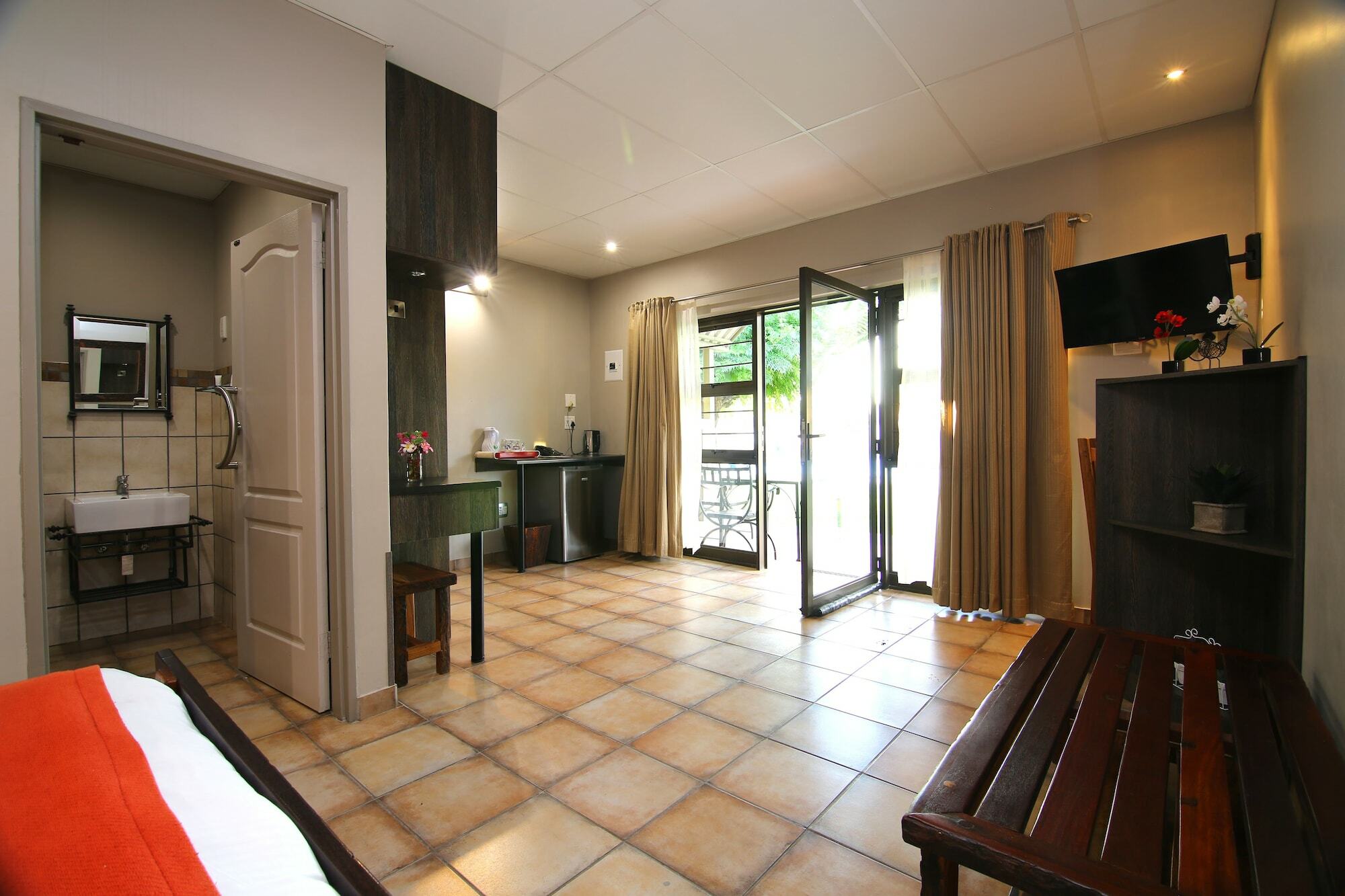 Kalahari Arms Hotel Khemsbok ภายนอก รูปภาพ
