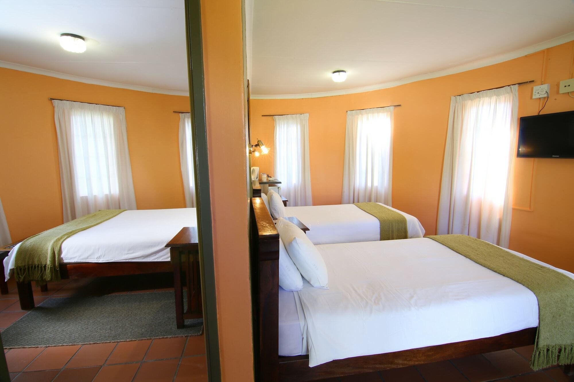 Kalahari Arms Hotel Khemsbok ภายนอก รูปภาพ